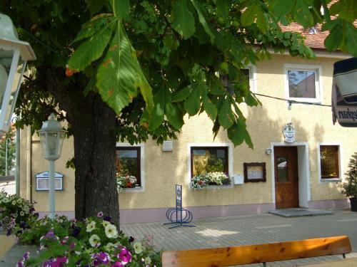 Assos Hotel Asbach-Bäumenheim Exterior foto